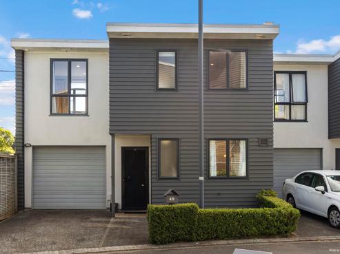 46 Saintly Lane, Avondale