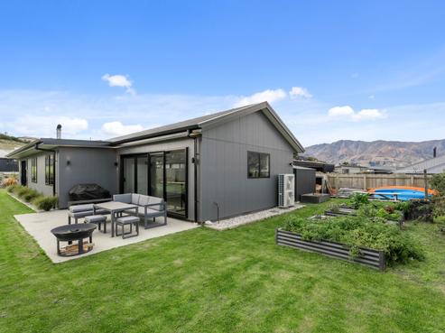 24 Woodpecker Street, Lake Hawea
