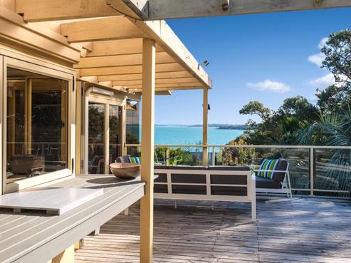 29 Kennedy Point Road, Surfdale