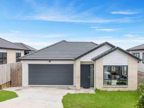 83 Drumbuoy Drive, Flat Bush