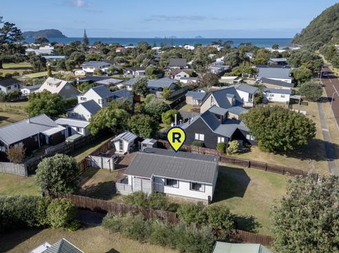 27 Pauanui Beach Road, Pauanui