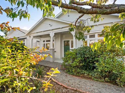 12 Marsden Avenue, Karori