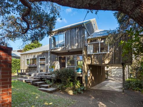 54 Walton Street, Red Beach