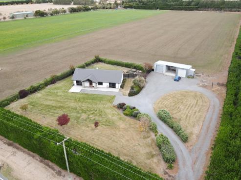 1775 South Eyre Road, West Eyreton