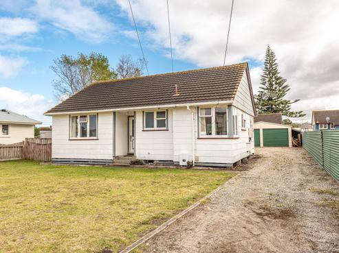 27 Matipo Street, Castlecliff