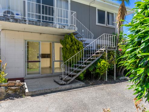 2/27 Lancing Road, Sandringham