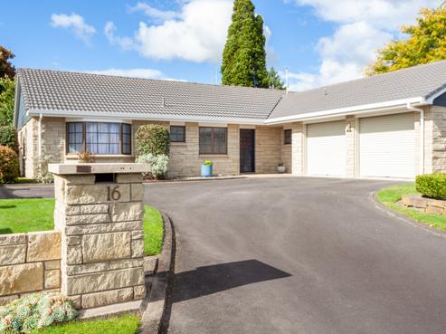 16 Kotuku Crescent, Matamata