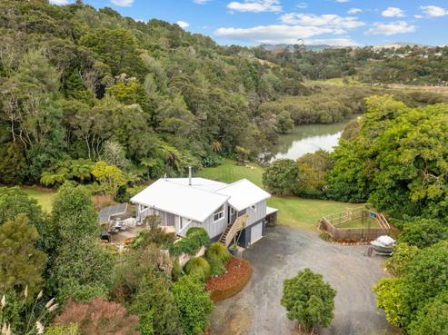 155 Riverside Drive, Parahaki