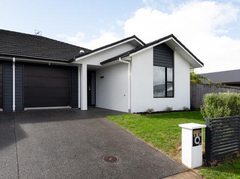 2/24 Maggie Place, Chartwell