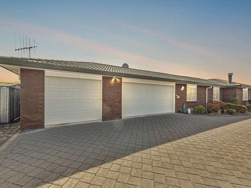33 Nathan Street, Springvale