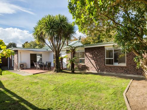 33 Riversdale Road, Clouston Park