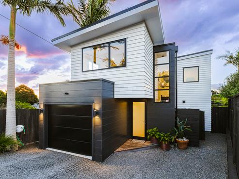15C Helga Crescent, Te Atatu Peninsula
