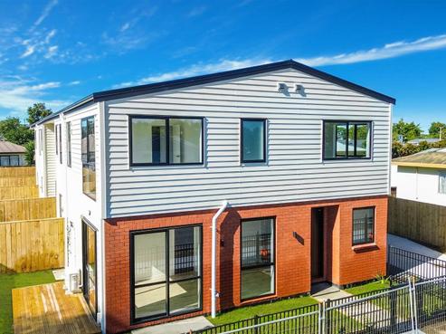9B Pukeroa Place, Papakura