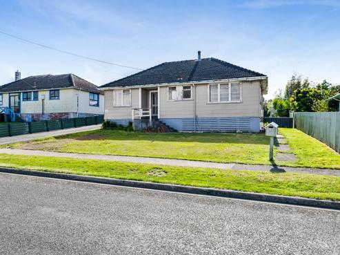 104 Hathaway Street, Stratford