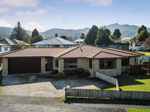 7 Thomas Place, Waihi
