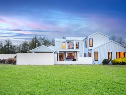 887 Two Chain Road, Swannanoa
