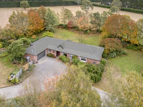 2183 South Eyre Road, West Eyreton