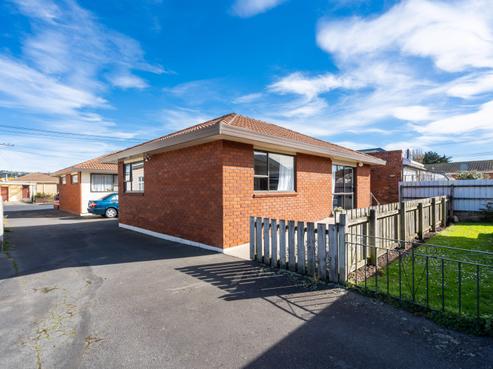 2/5 Eskvale Street, Saint Kilda