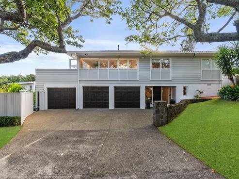 18 Bingley Avenue, Epsom