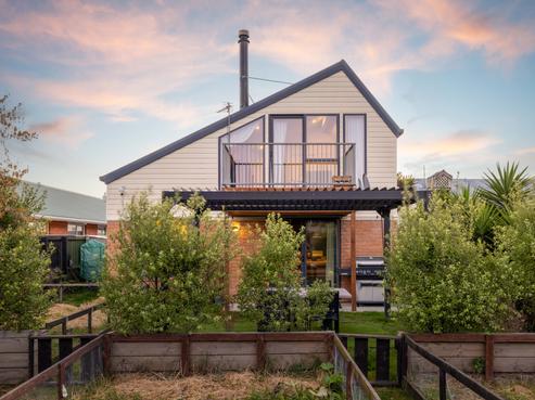 141 Pine Avenue, South New Brighton