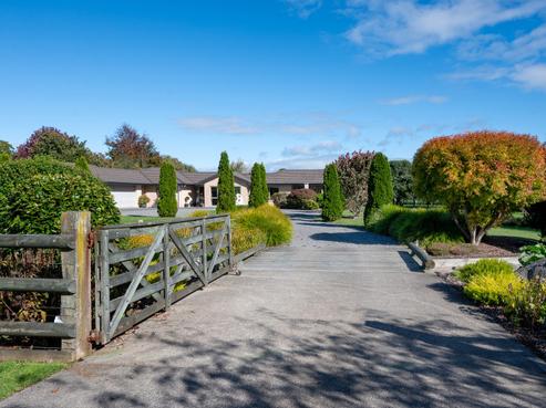 135 Brunswick Drive, Tikitere