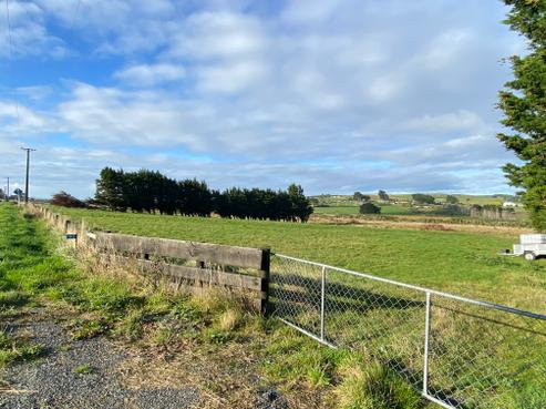 95 Clark Road, Bluff