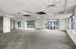 Large Ground Floor Tenancy
