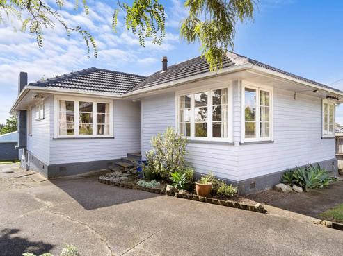 14 Paton Avenue, Te Atatu South