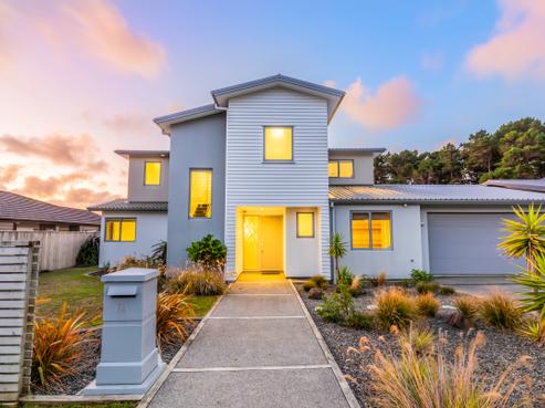 2A John Burke Drive, Aotea