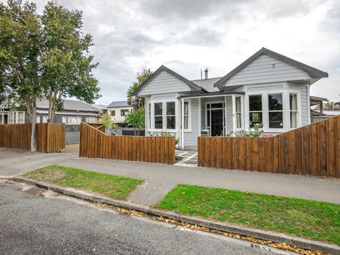 4 Marston Road, Kensington