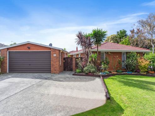 12 Pakira Avenue, Glendene
