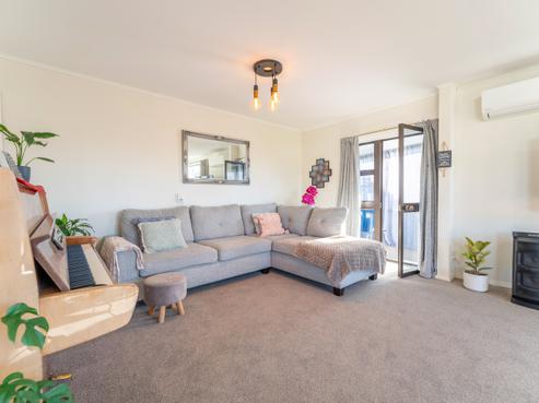 49 Tyne Street, Marchwiel