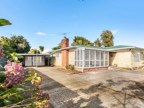 123 Clevedon Road, Papakura