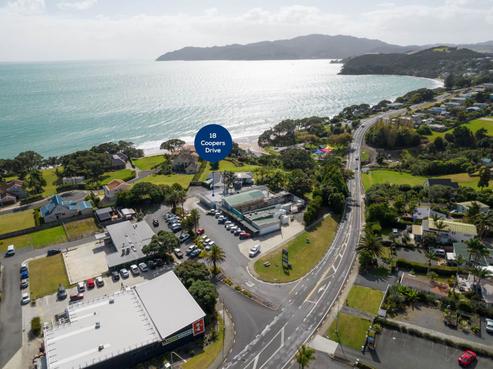 18 Coopers Drive, Coopers Beach