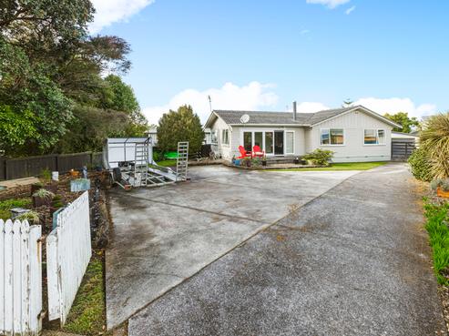10 Tatariki Street, Rosehill