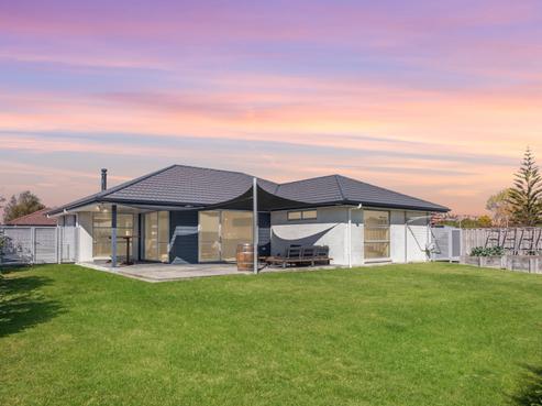 5 Waitaha Place, Clive