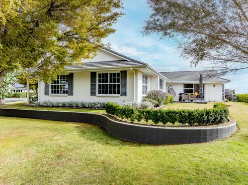2 Woodford Heights, Havelock North
