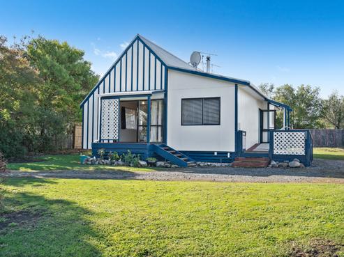 8 Totara Grove, Featherston