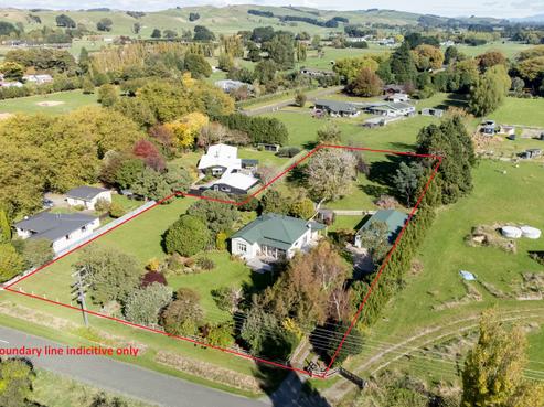 49 Halls Road, Pahiatua