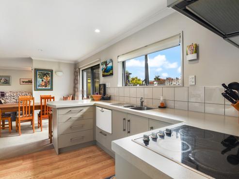 49A Robertson Street, Glenholme