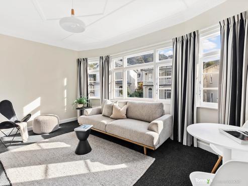 20F Portland Crescent, Thorndon