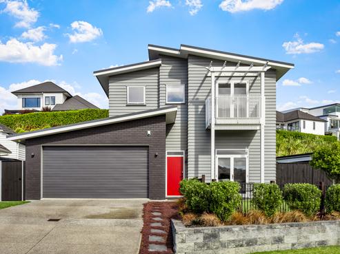 92 Arran Point Parade, Orewa