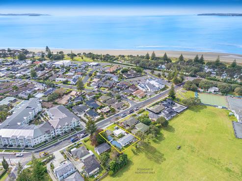 12 Centreway Road, Orewa