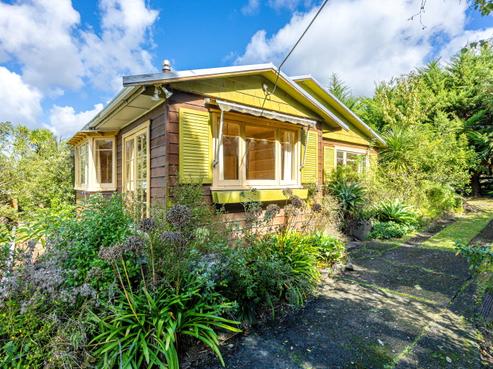 91 Whangaparaoa Road, Red Beach