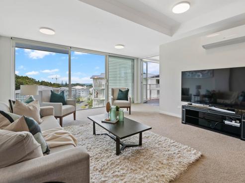 168 Landmark Terrace, Orewa
