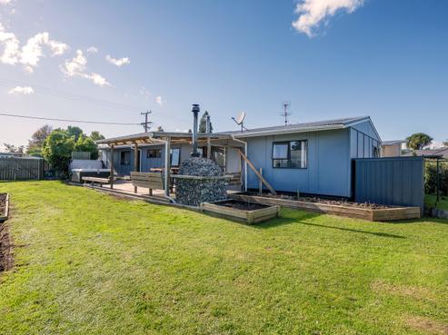 34 Robinson Avenue, Holdens Bay
