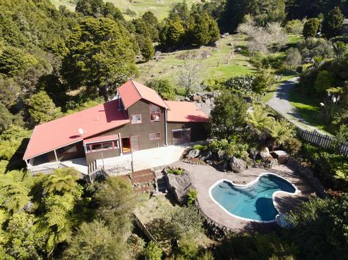 453 Cemetery Road, Maunu