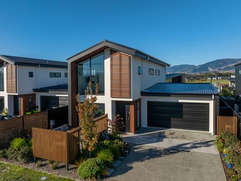 57 Summersfield Boulevard, Appleby