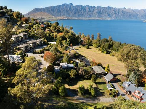 81 Arawata Terrace, Fernhill/Sunshine Bay