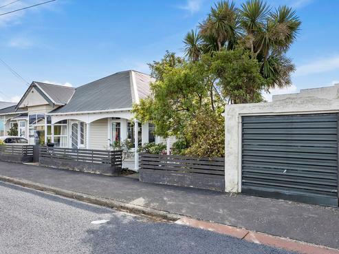 39 Eskvale Street, Saint Kilda